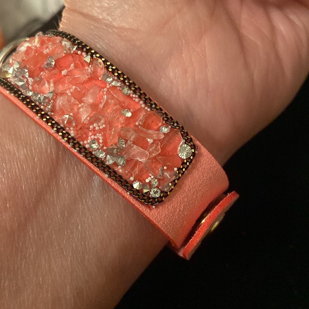 - HD Pink Bling Bracelet - Picture 3 of 6